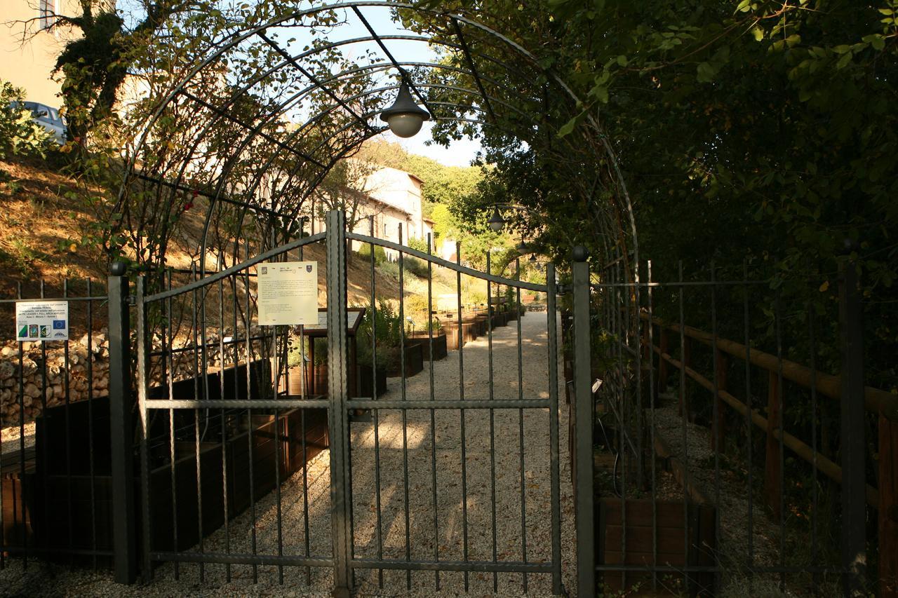 Convento Di San Colombo 호텔 산토스테파노디세싸니오 외부 사진
